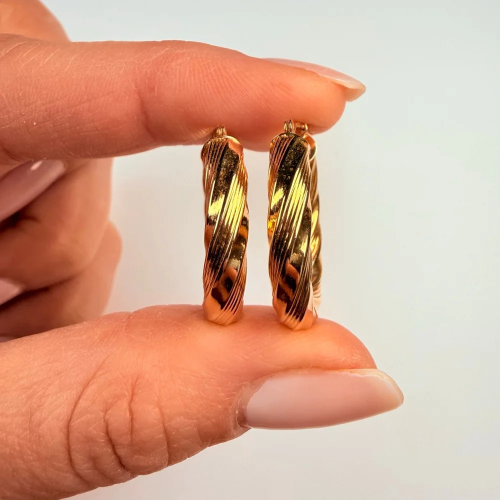 14K Solid Yellow Gold Jacmel Mauritius 24MM Twist Textured Hoop Earrings JCM - Picture 3 of 8